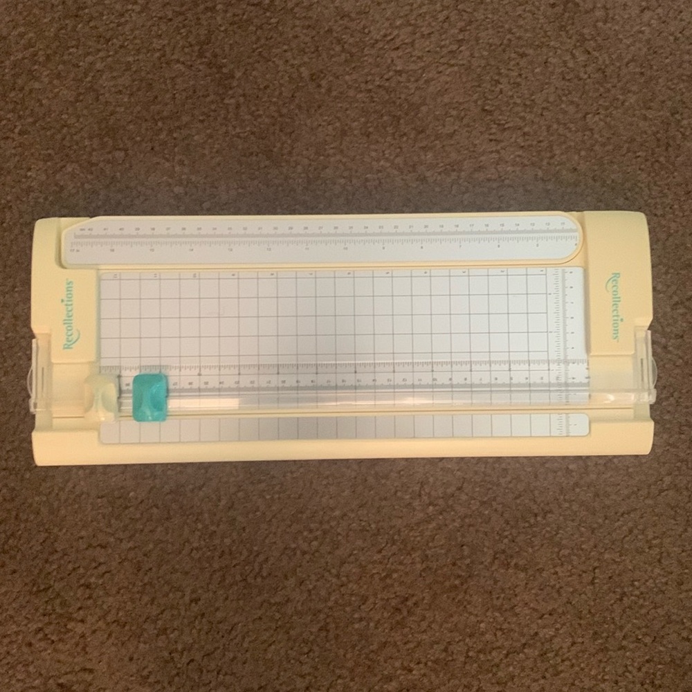 Signature Paper Trimmer by Recollections